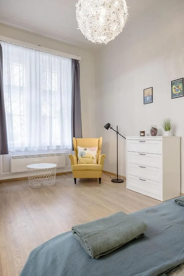 Stylish & Central 2Br Apartment 부다페스트 0*,